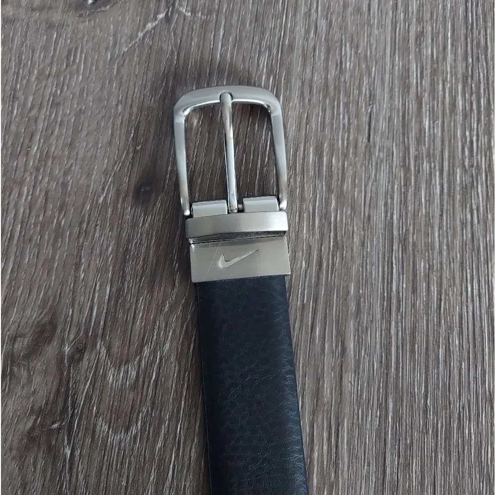 Nike Reversible Black Brown Faux Leather Belt Small